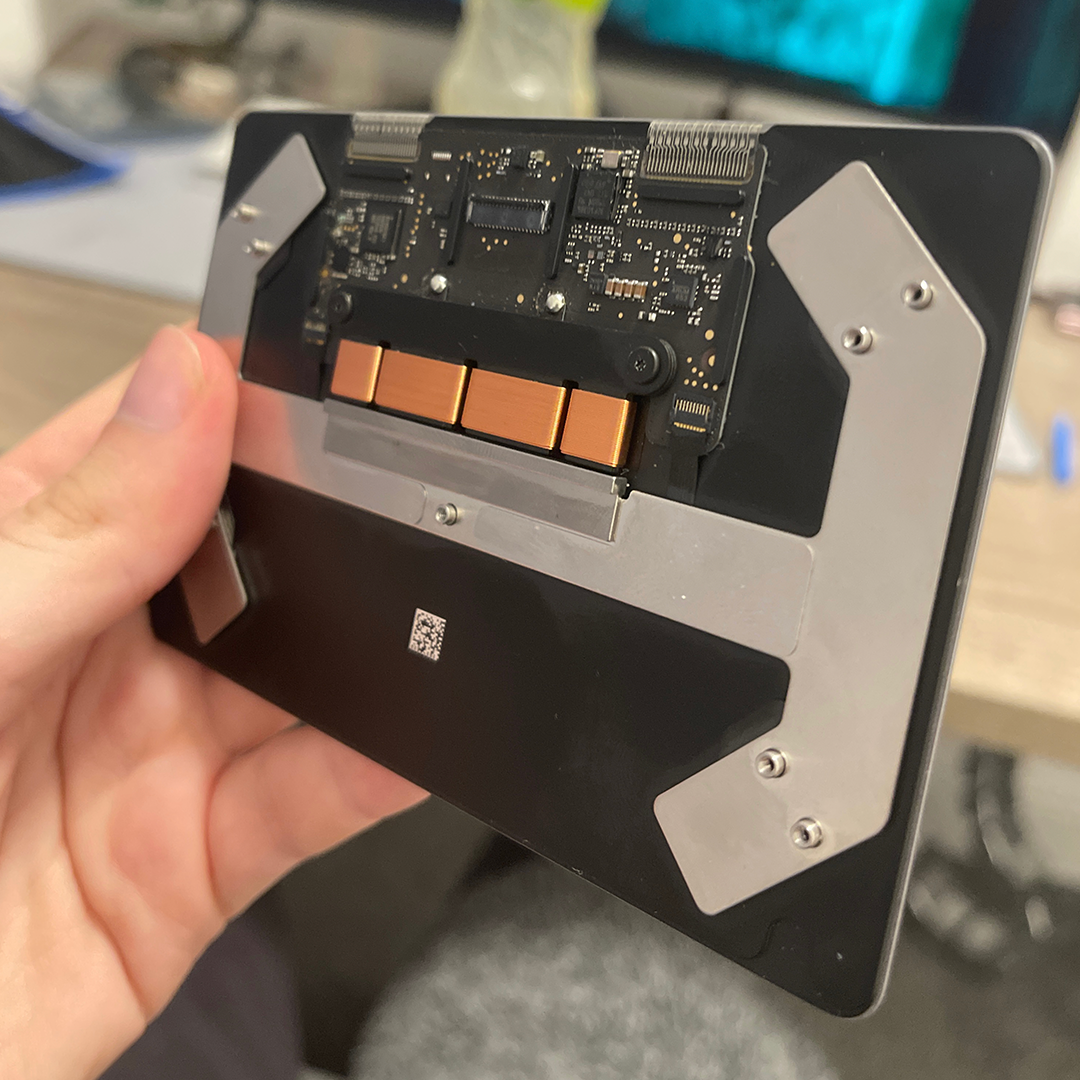 MacBook trackpad component
