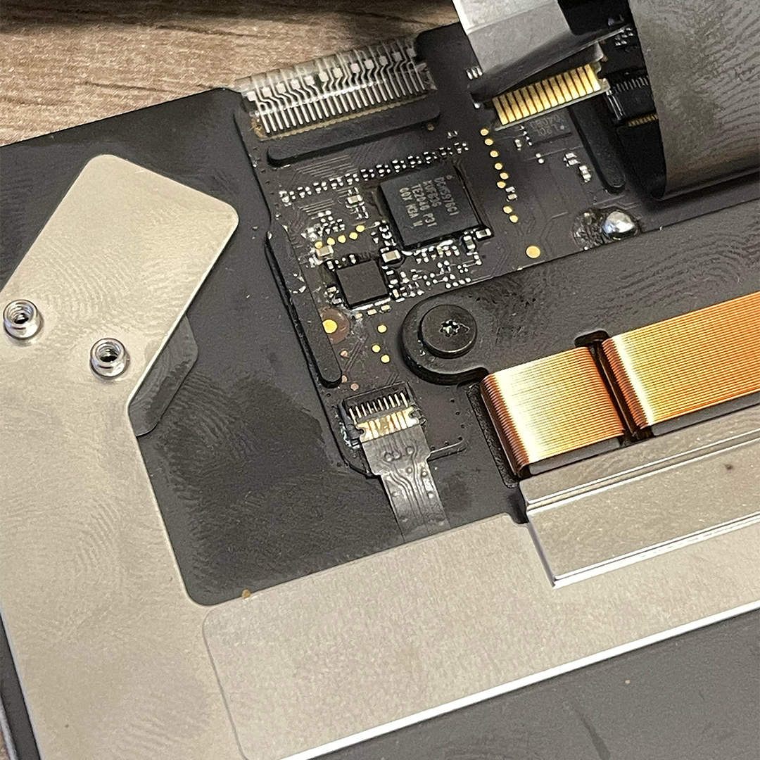 MacBook trackpad repair